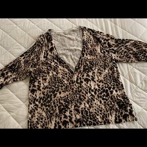 Sweater 3/4 length sleeves